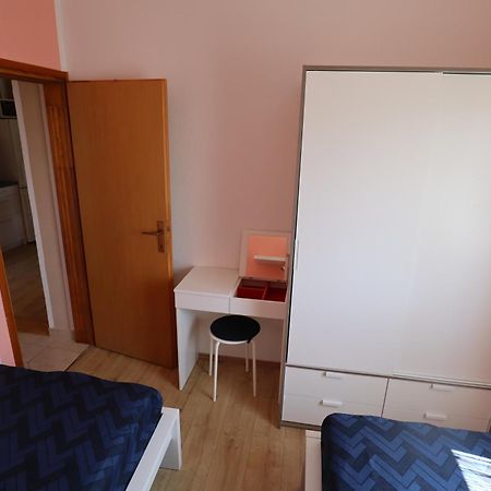 Apartman ˝Abaza˝ Vir Extérieur photo