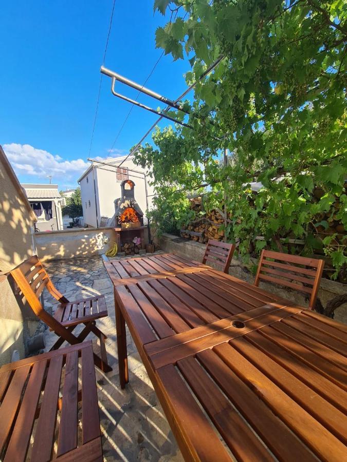 Apartman ˝Abaza˝ Vir Extérieur photo